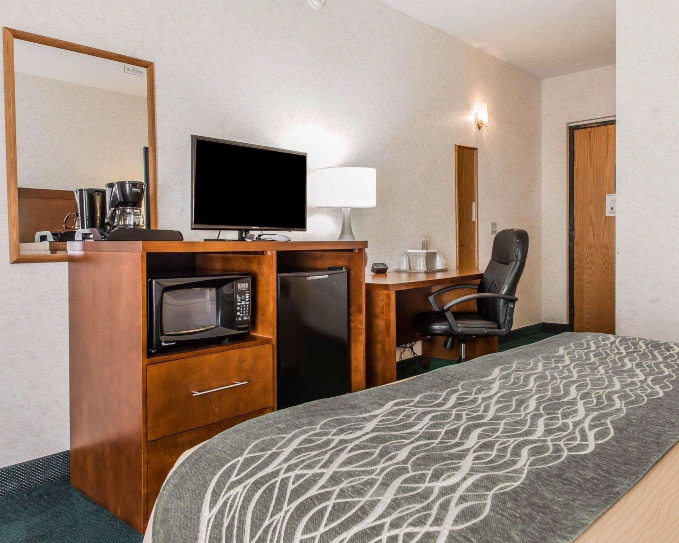 Quality Inn Waynesburg Экстерьер фото